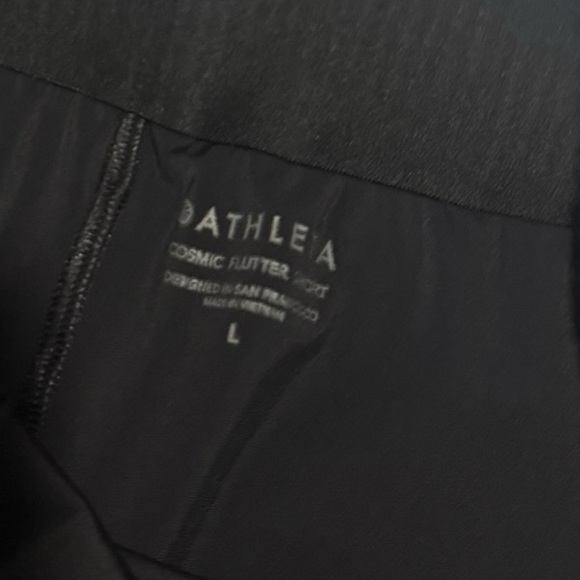 ATHLETA - Cosmic Flutter Black Shorts - L - Picture 7 of 9